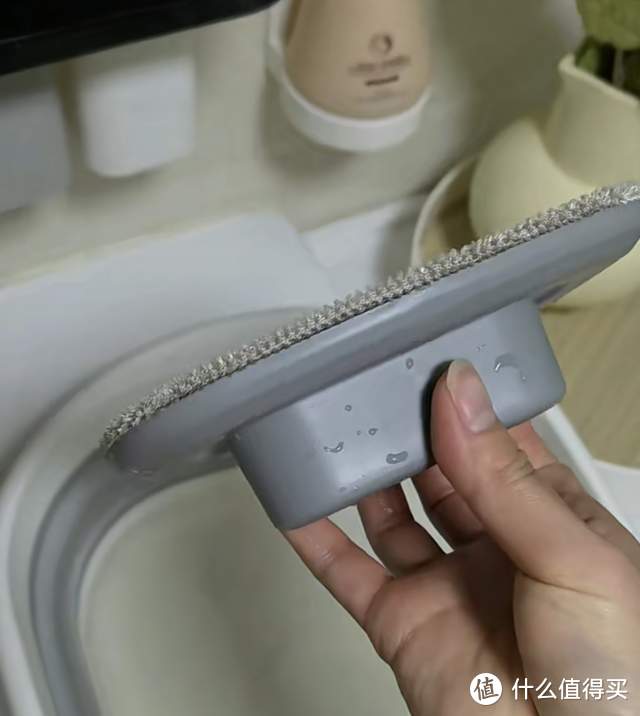 花三百块请保洁阿姨打扫家里,本来还觉得贵,看到结果直接惊愕了